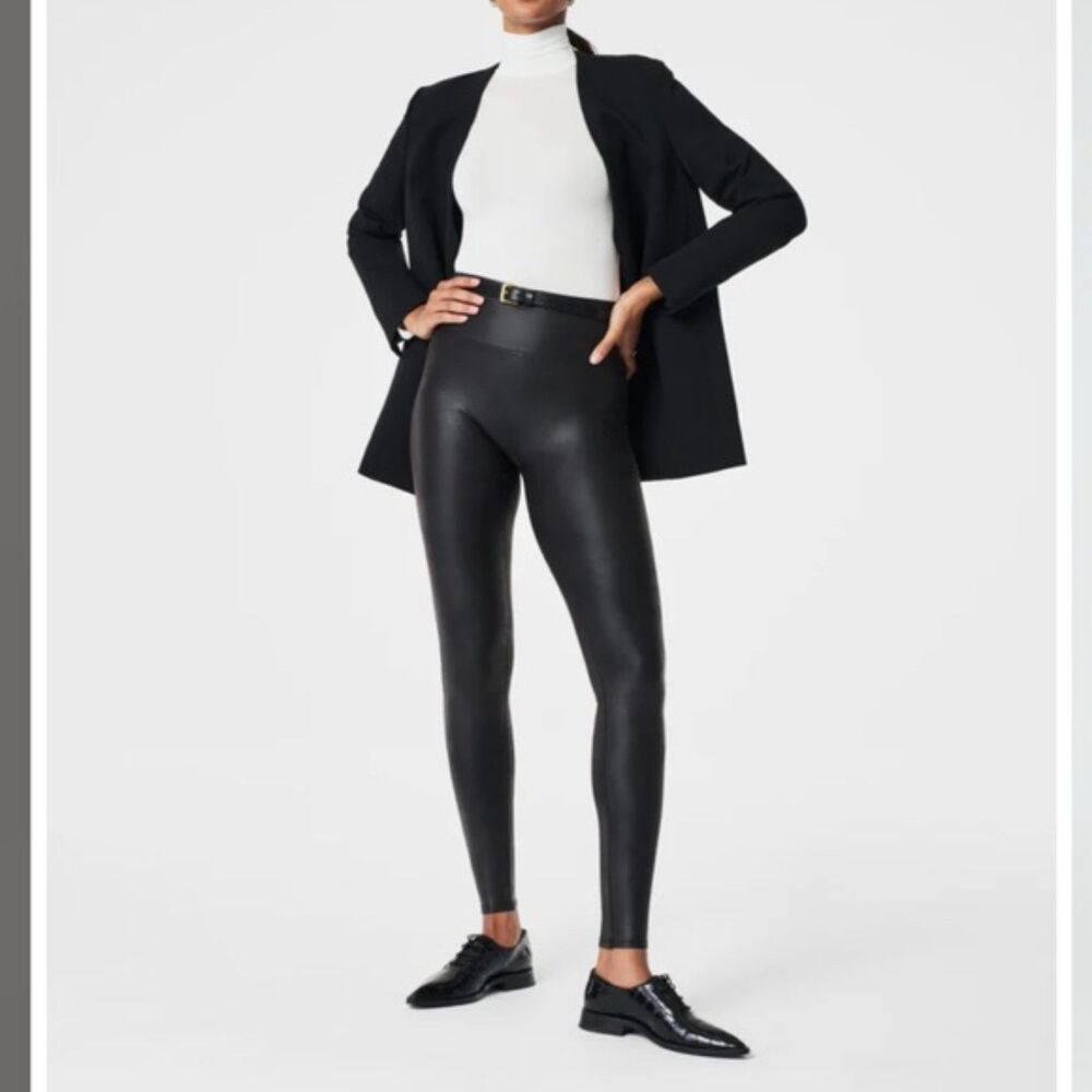 Spanx Shiny Faux Leather Leggings in Black Size Large
